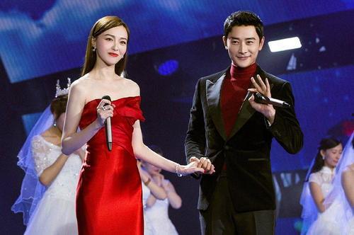 神秘人爆料闫学晶视频播放,闫学晶视频播放背后的惊人真相  第3张